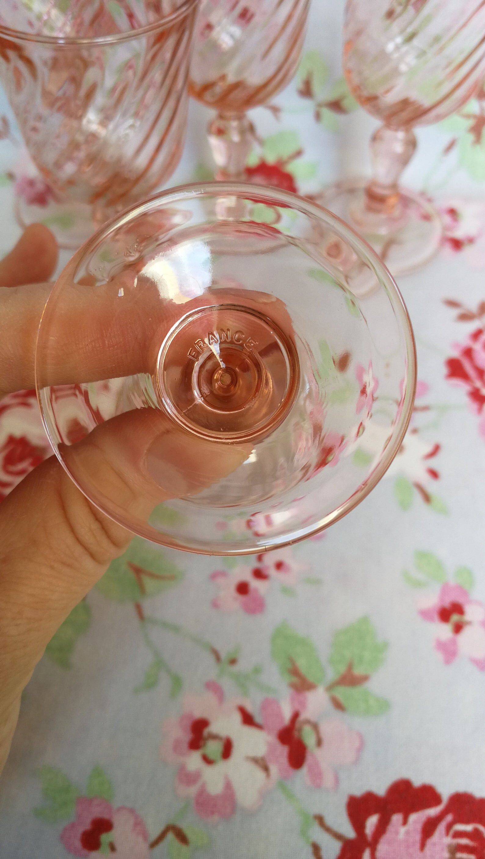 6 pink glasses with Arcoroc Rosaline Liqueur