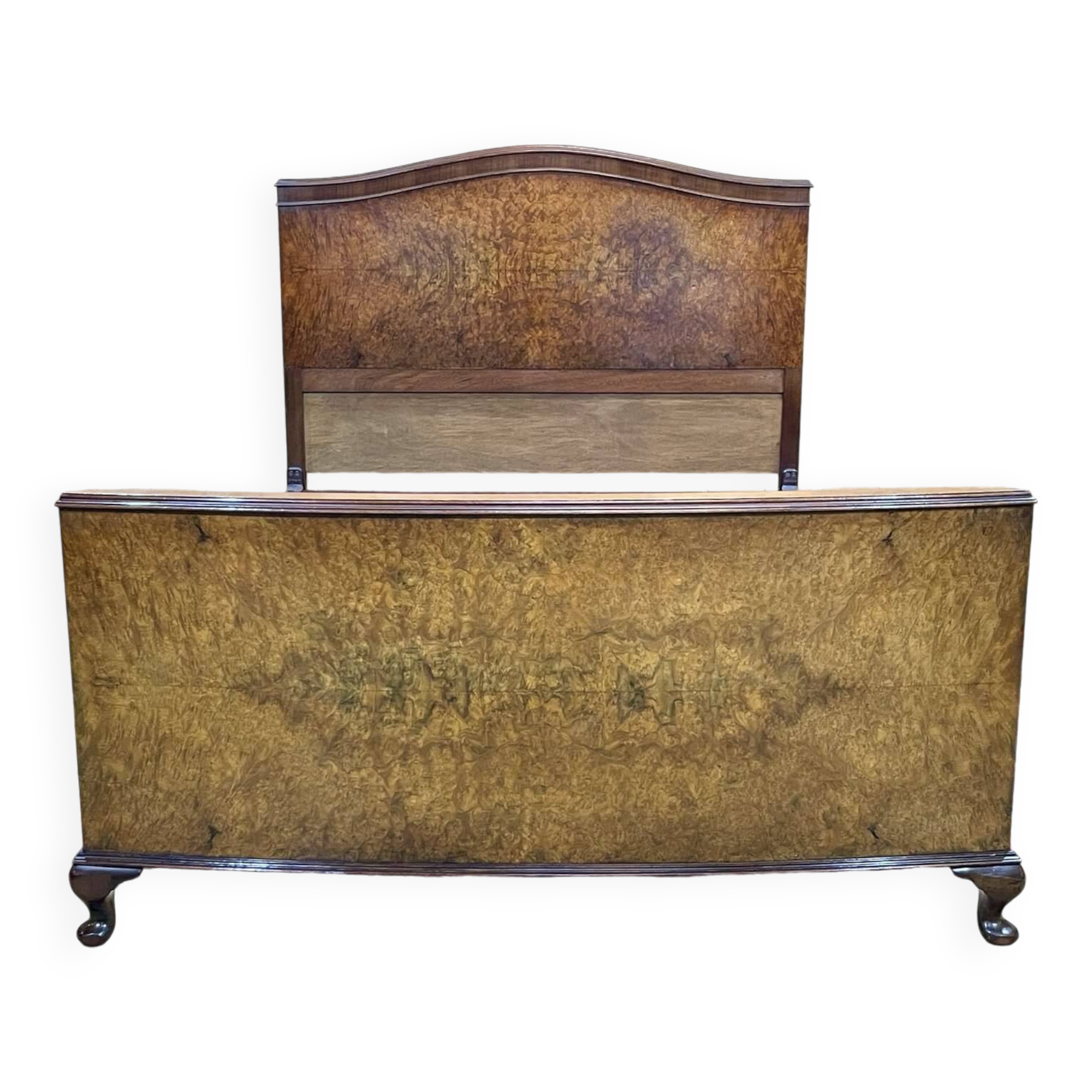 1930s English burl walnut bed