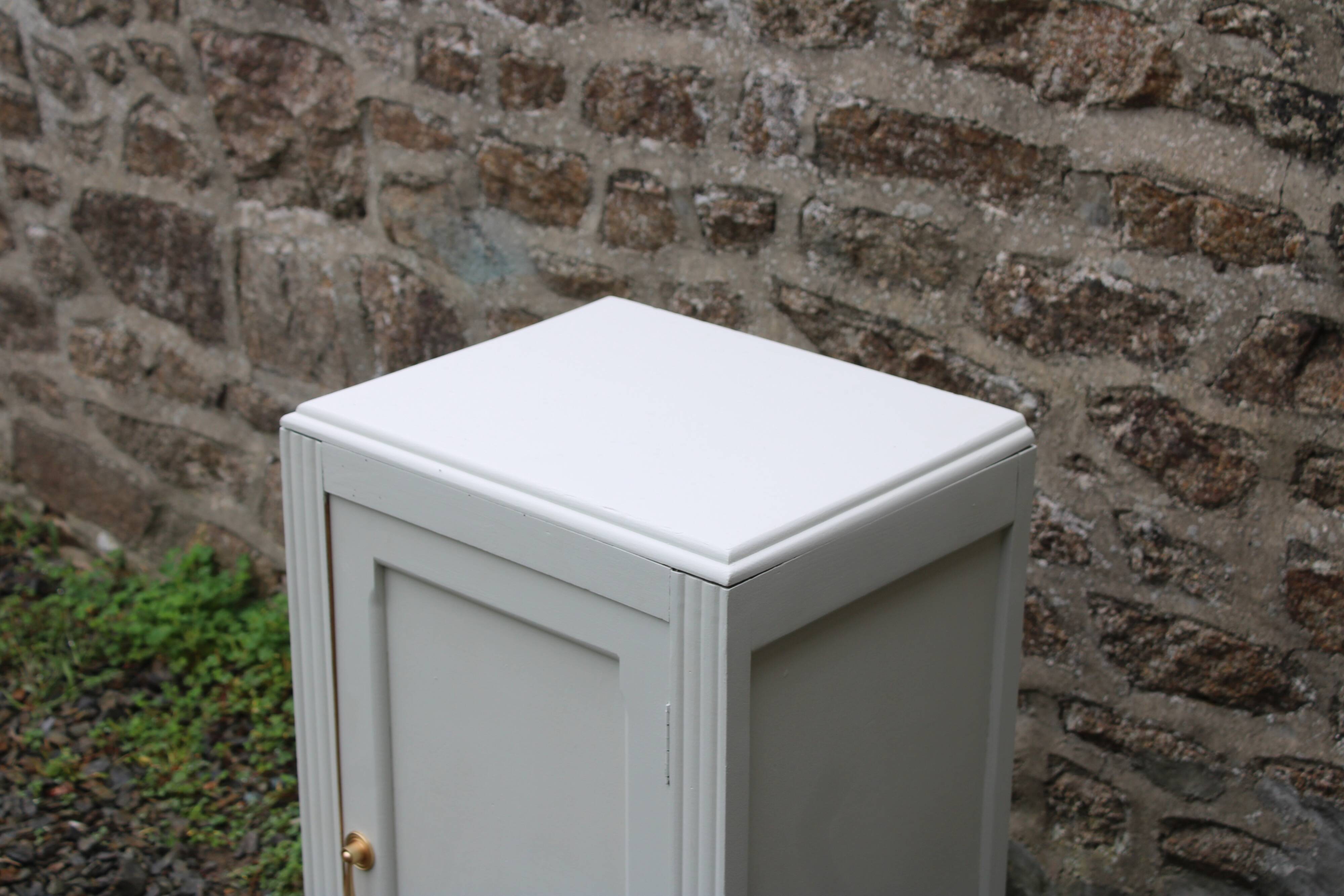 Small buffet or vintage jam maker