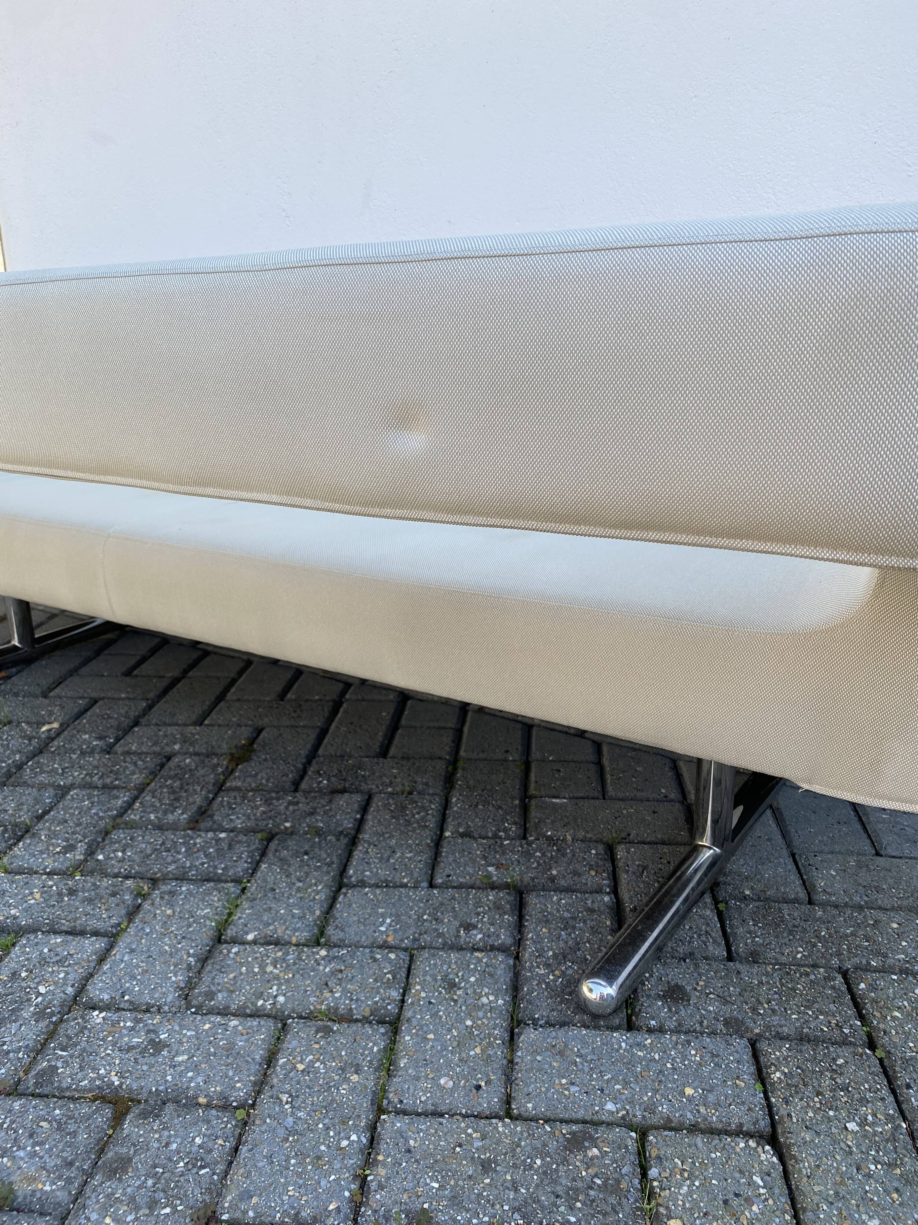 Aziz Sanyer ‘Air’ Sofa