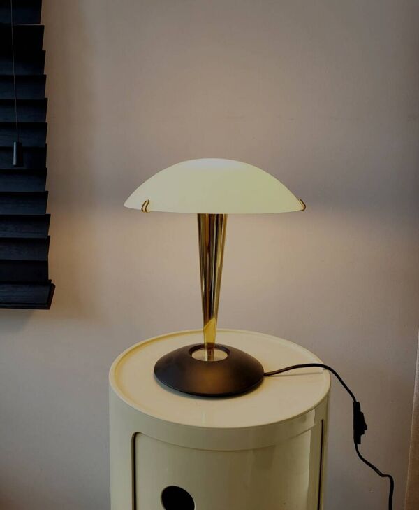 Lampe champignon, Luciano Cesaro, messing/mat zwarte tafellamp, jaren 90
