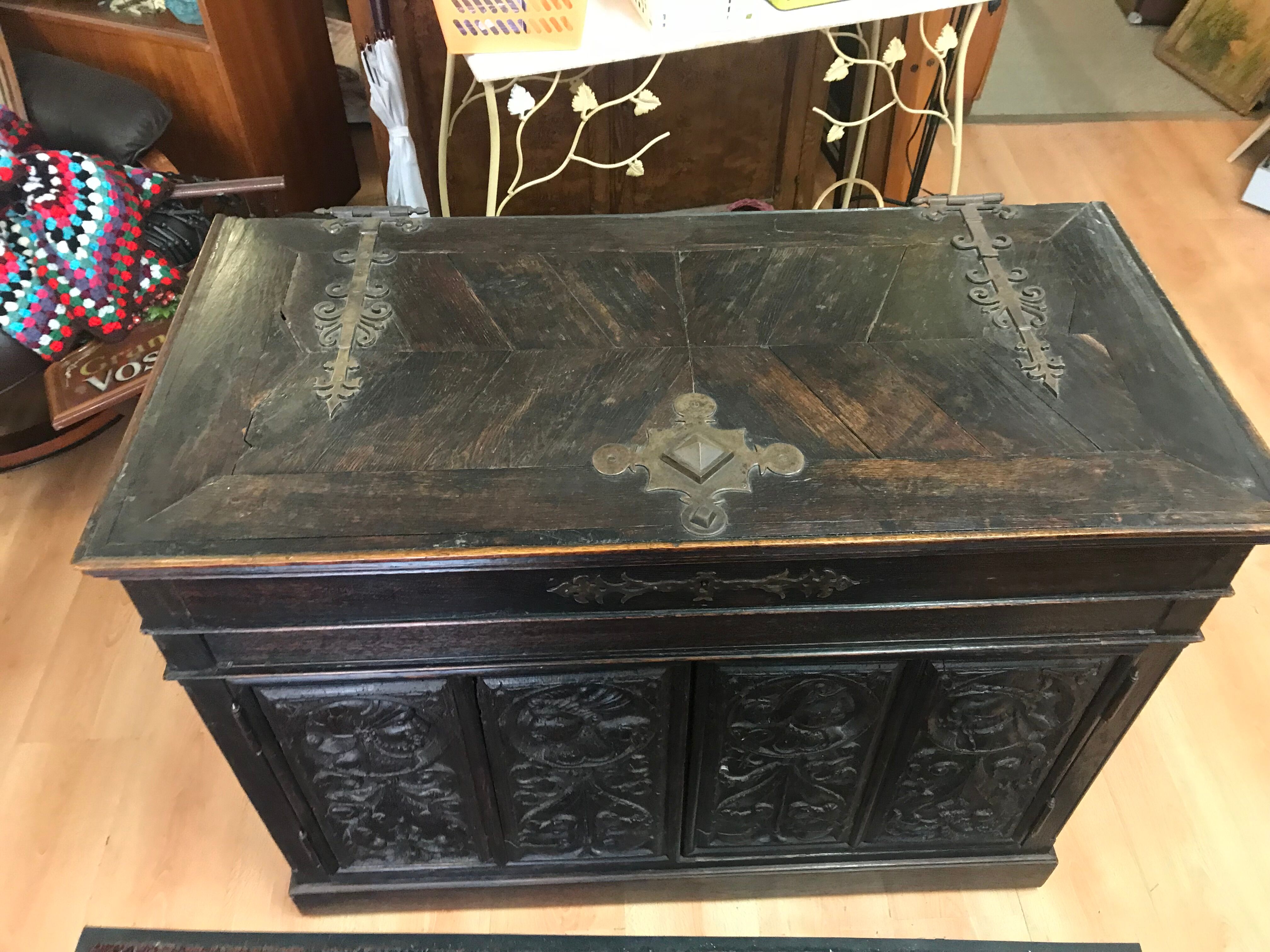 Low gothic style buffet epoque louis xiii
