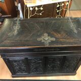 Low gothic style buffet epoque louis xiii