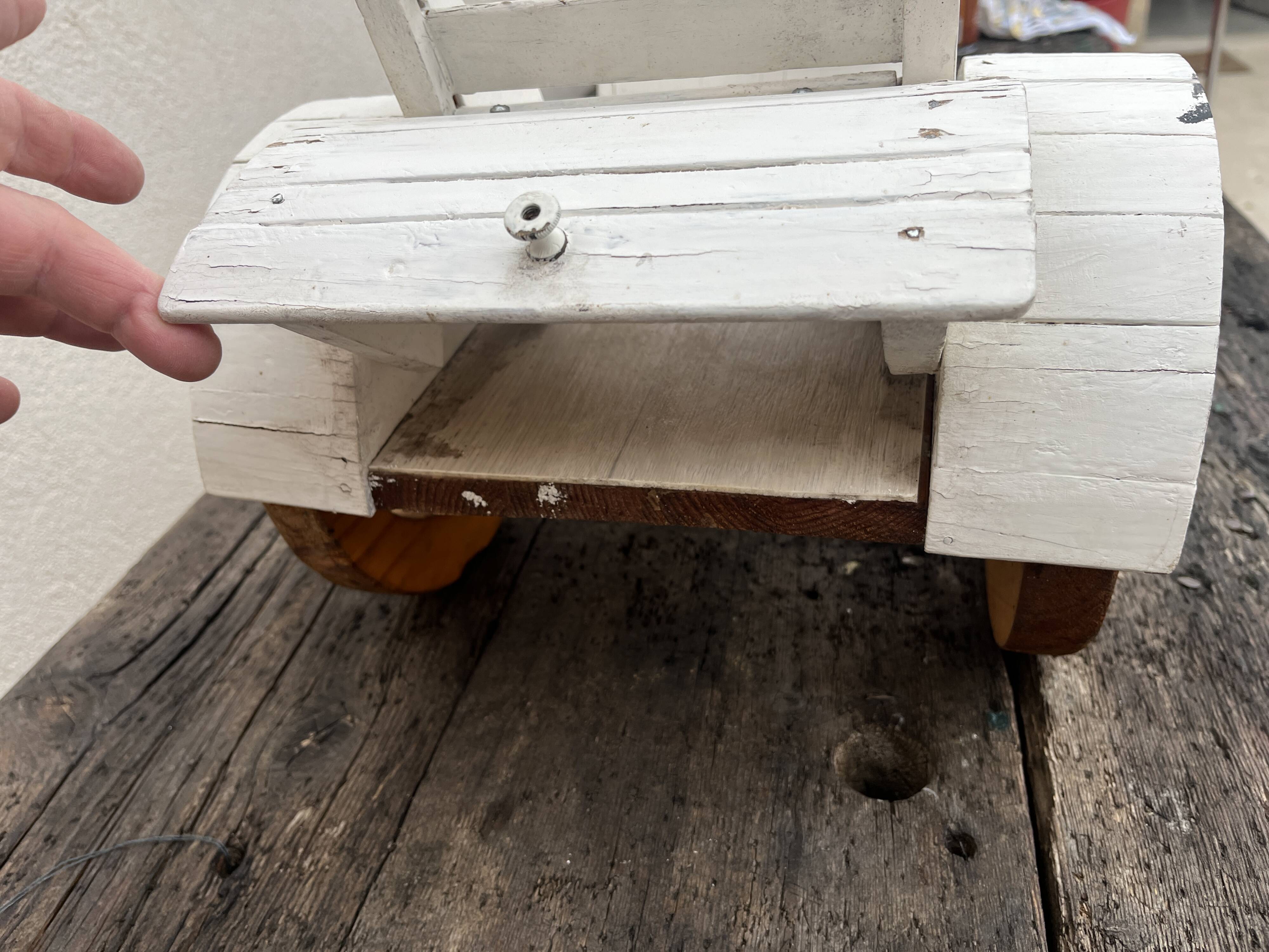 wooden horse cart toy from the 60s