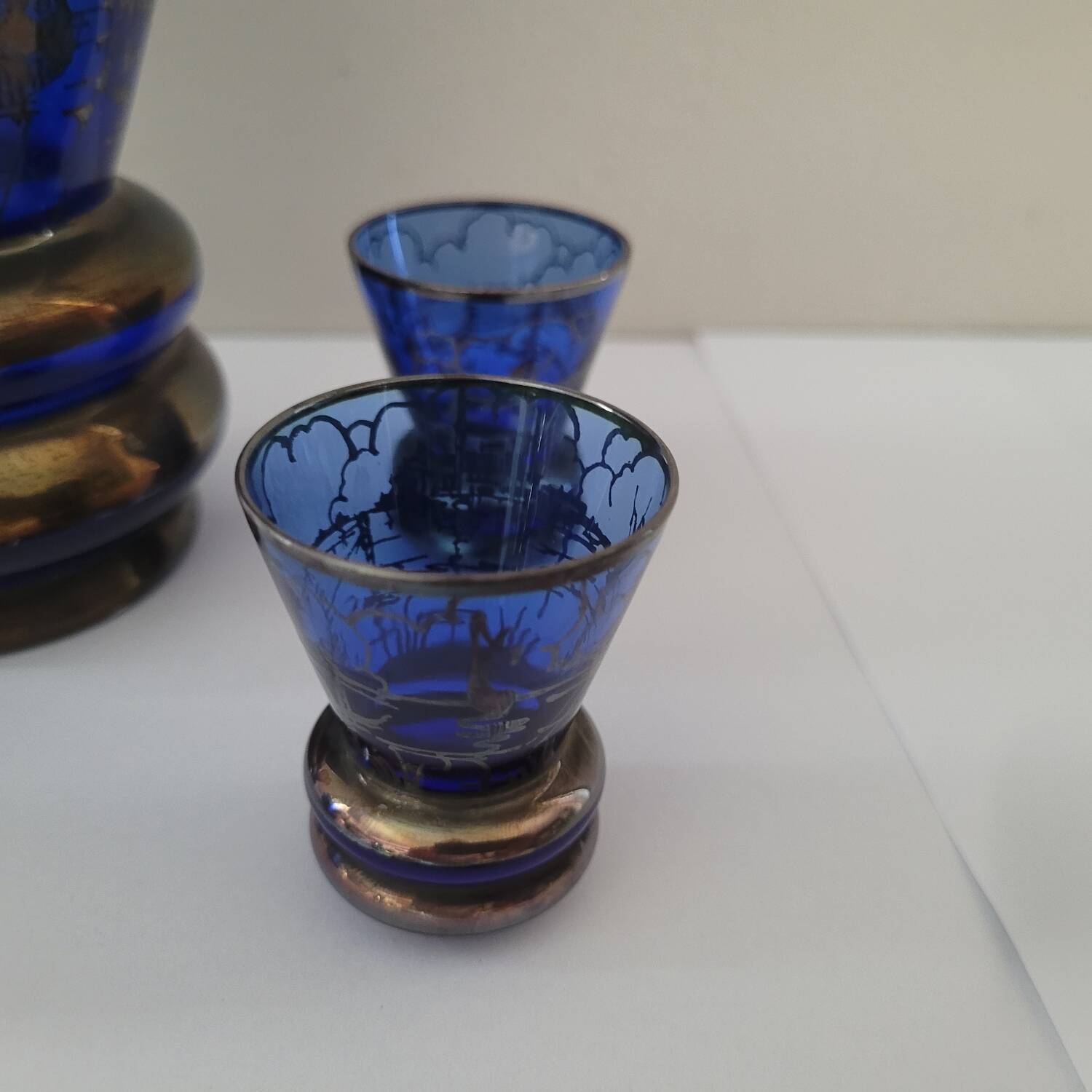 Carafe et 5 verres bleu cobalt décor or
années 1950