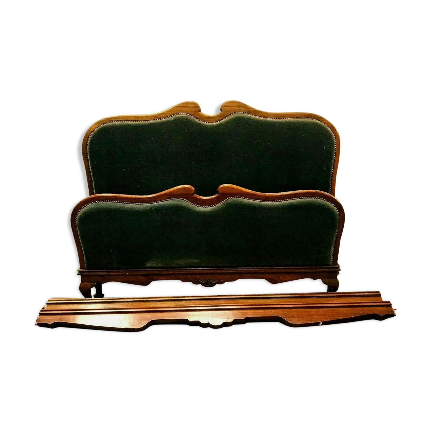 Louis XV style bed in 20th century walnut