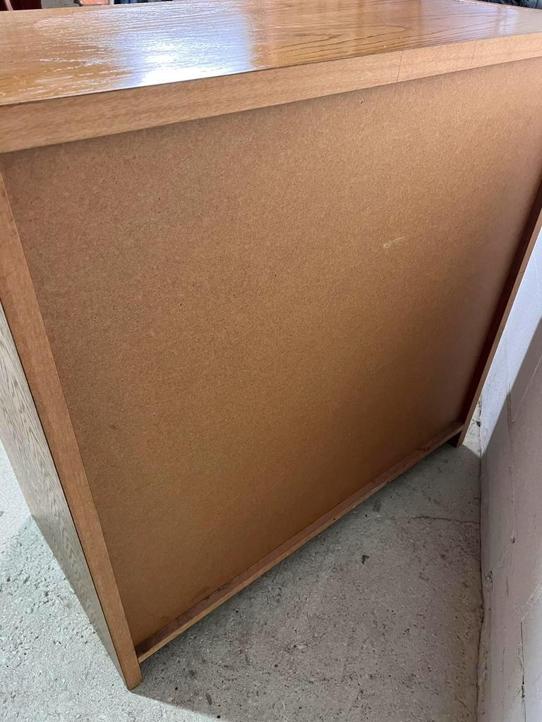 Vintage wooden chest of drawers