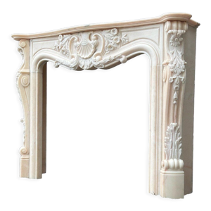 Cheminée de style Louis XV en