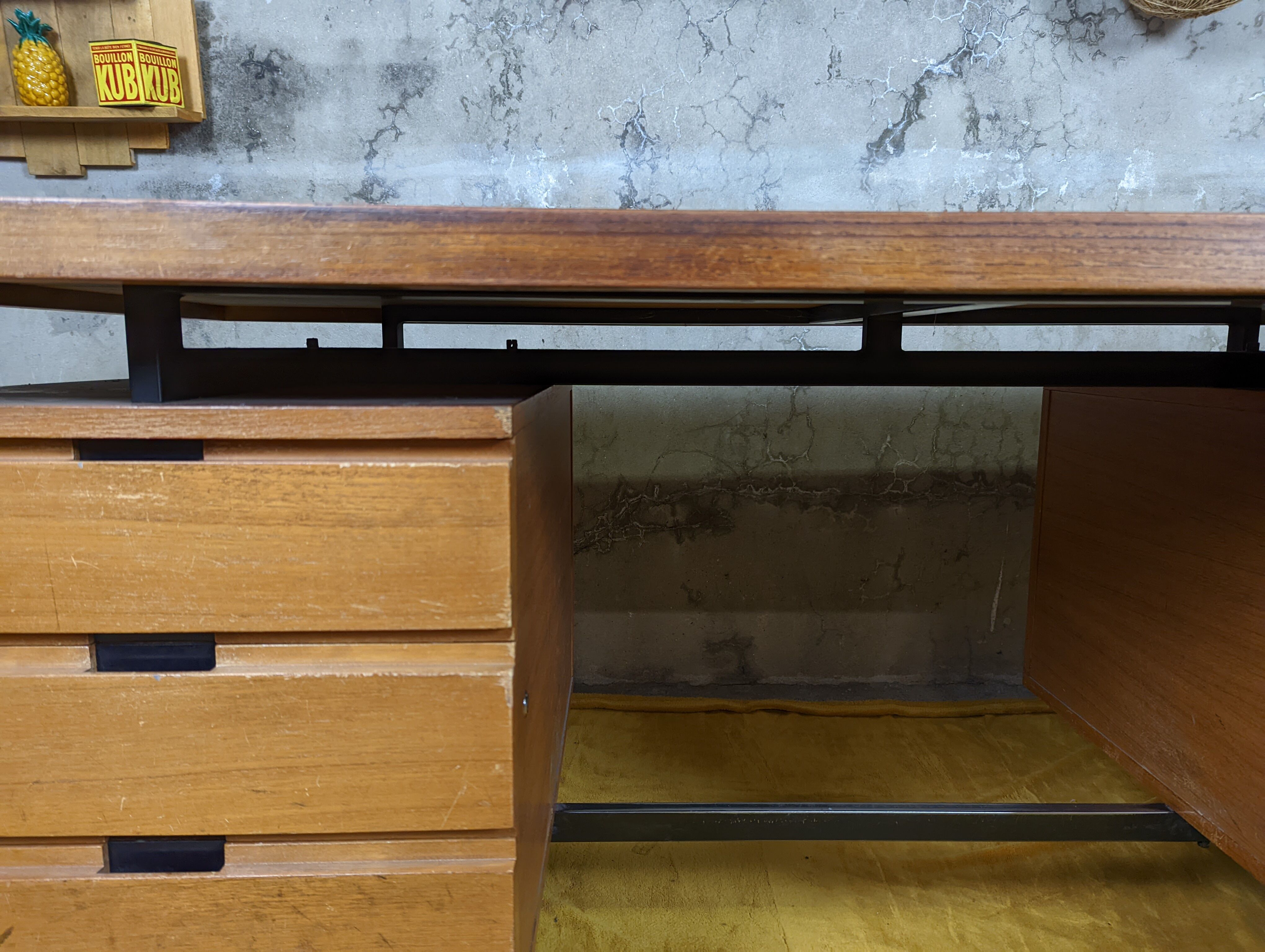 Minvielle desk in mahogany pierre guariche
