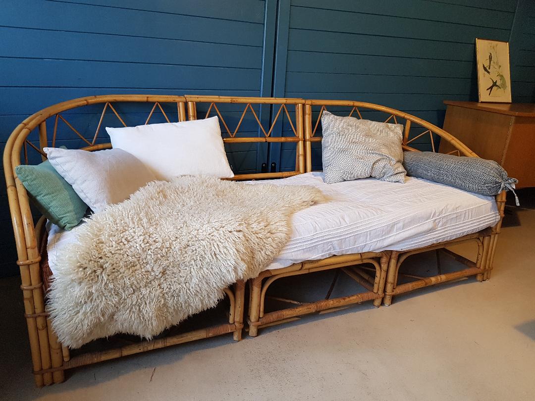 Canapé rotin vintage 3 places, 3 modules- possibilité banquette et chauffeuse