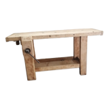 Carpenter's workbench