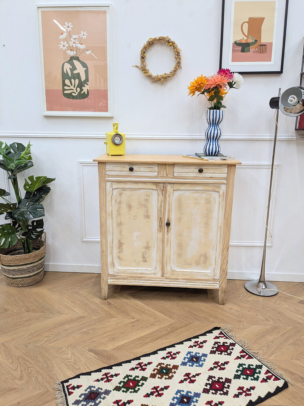 Buffet parisien vintage patiné