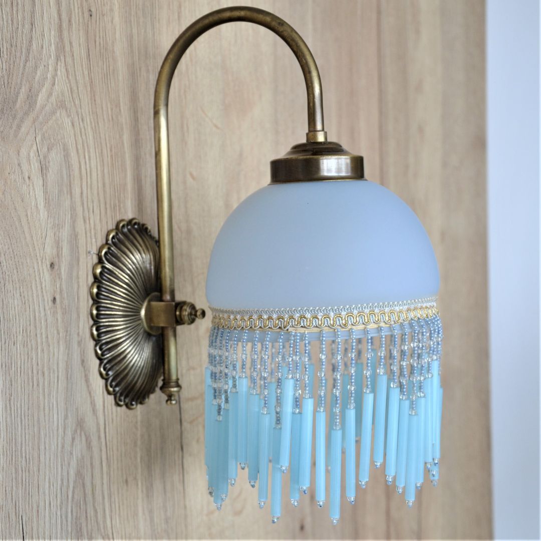 Blue wall lamp with pearl fringes