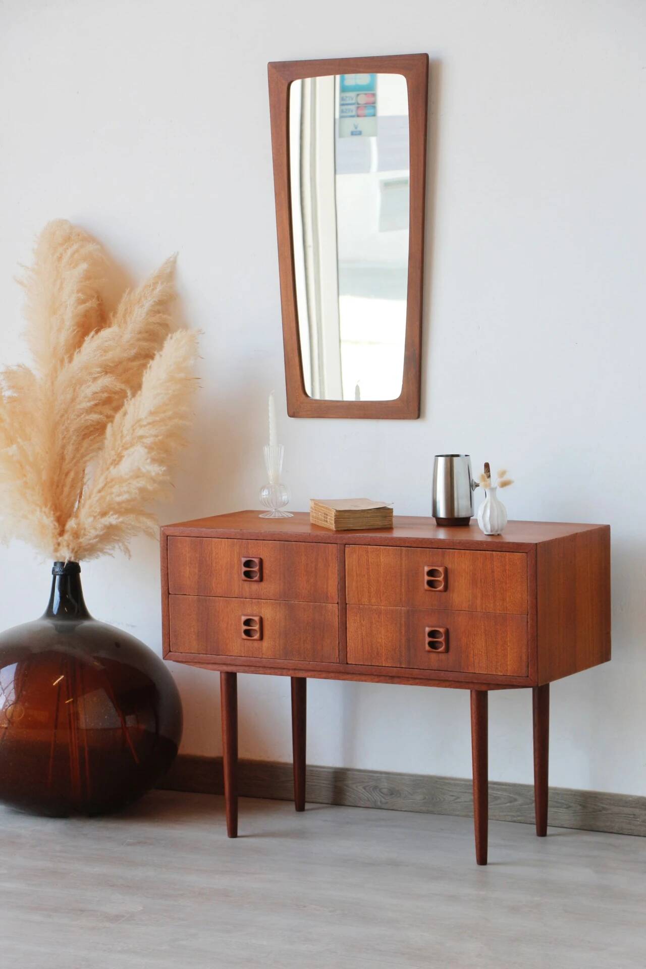 Small Scandinavian teak chest of drawers from the 1960s.