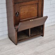 Armoire murale, bon état d'origine, bois de chêne, années 50, design scandinave