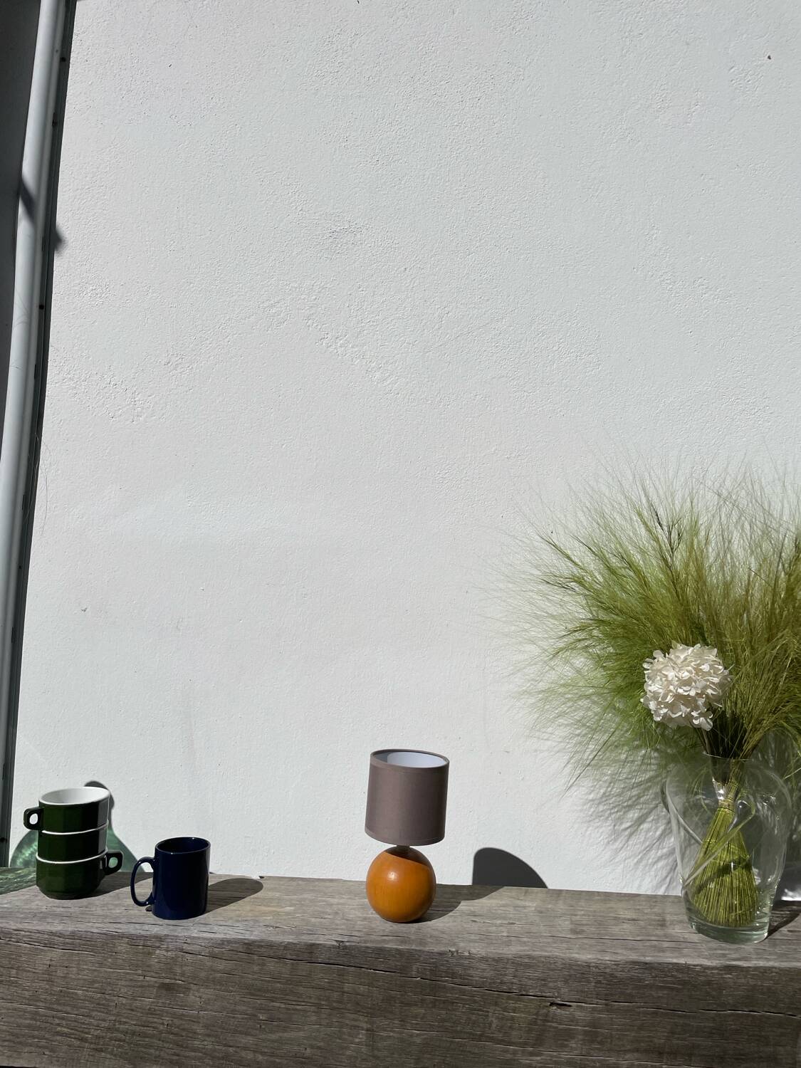 Lampe boule en bois tourné, 1990