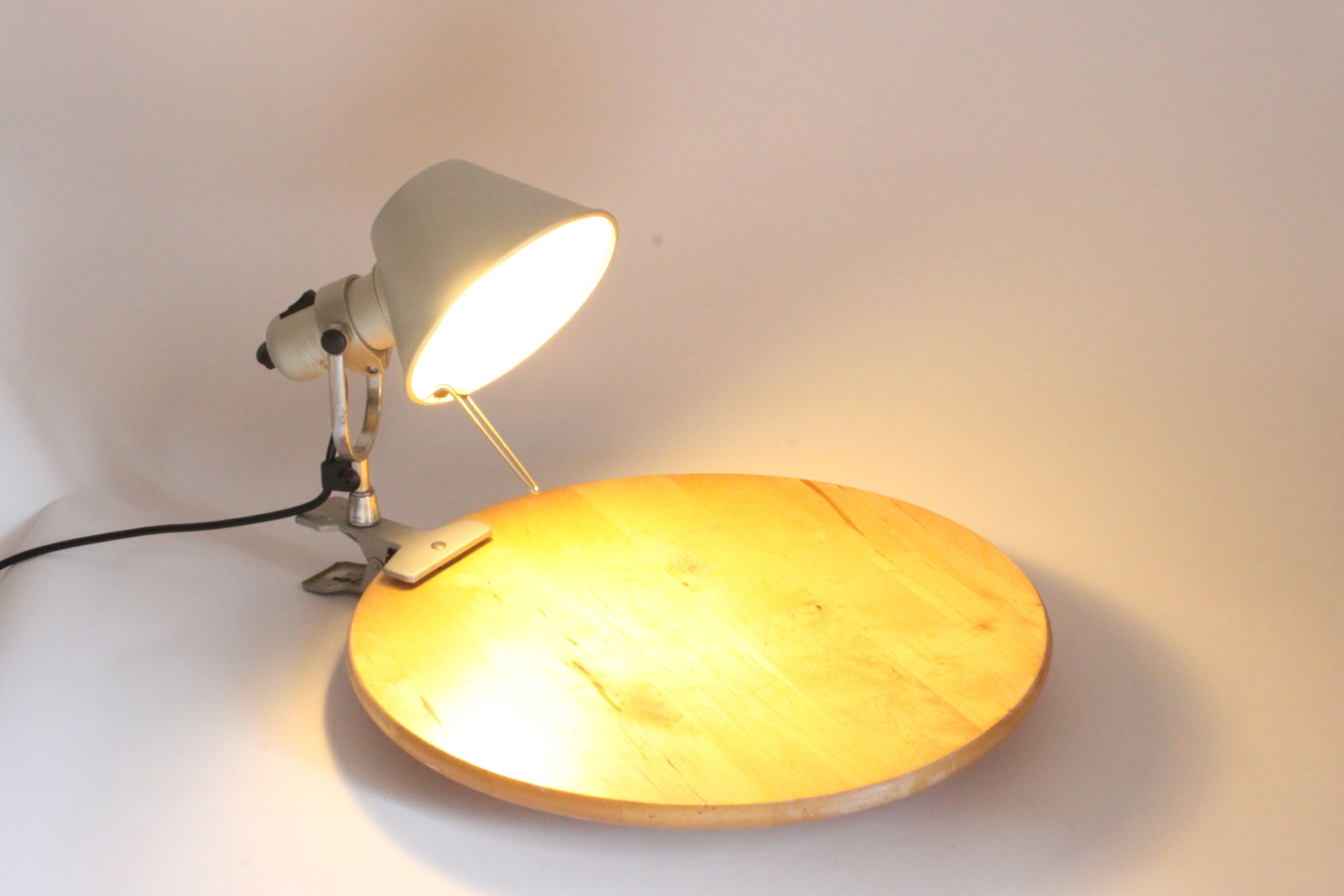 Lampe de table Tolomeo Micro Pinza par Michele de Lucchi pour Artemide 1986