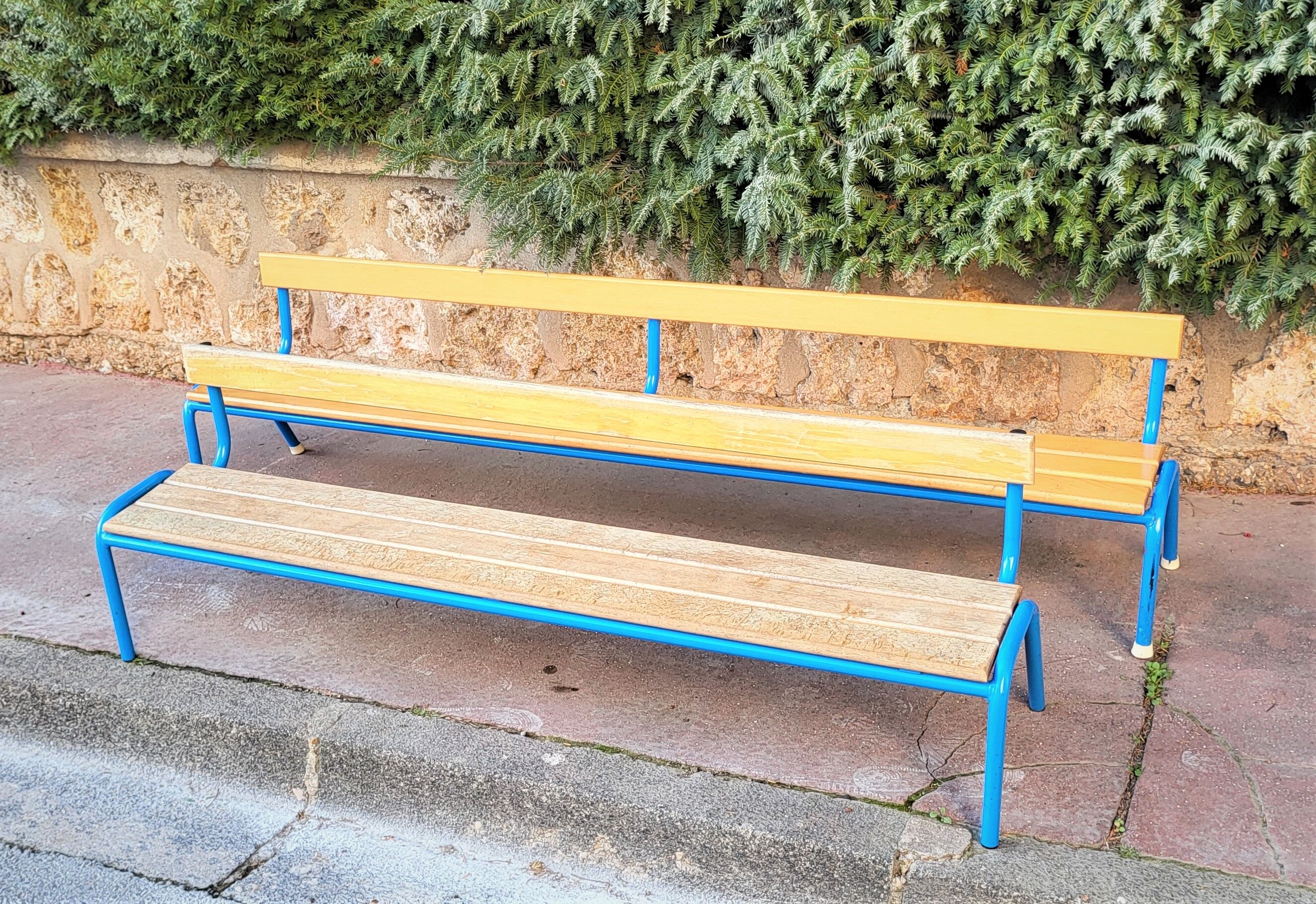 Vintage school benches from the 80s ( 3 available )