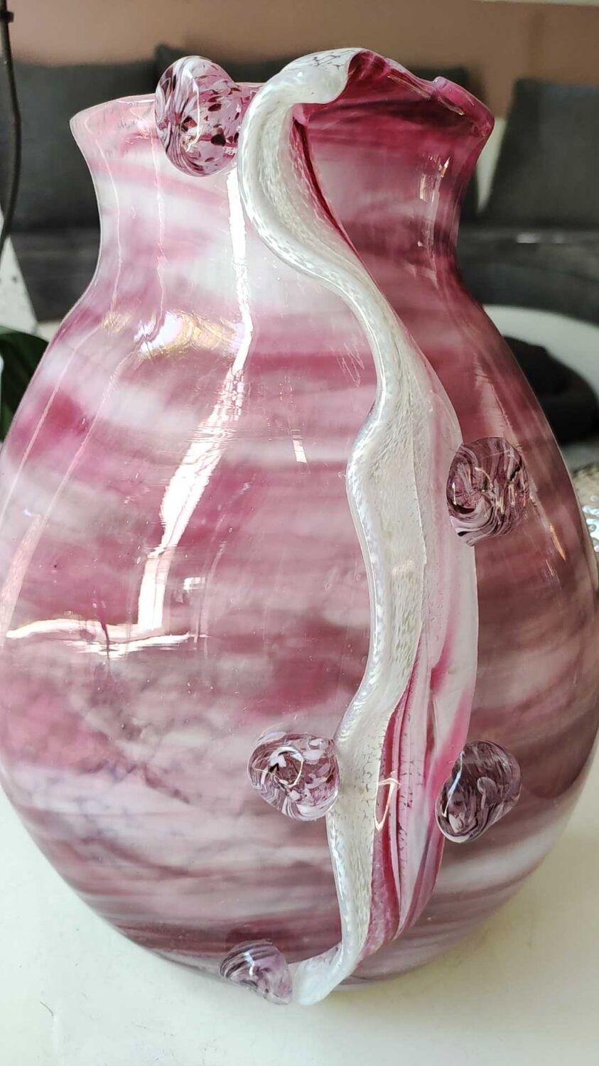 Stylish and refined vase, in marbled blown Art glass, Murano style