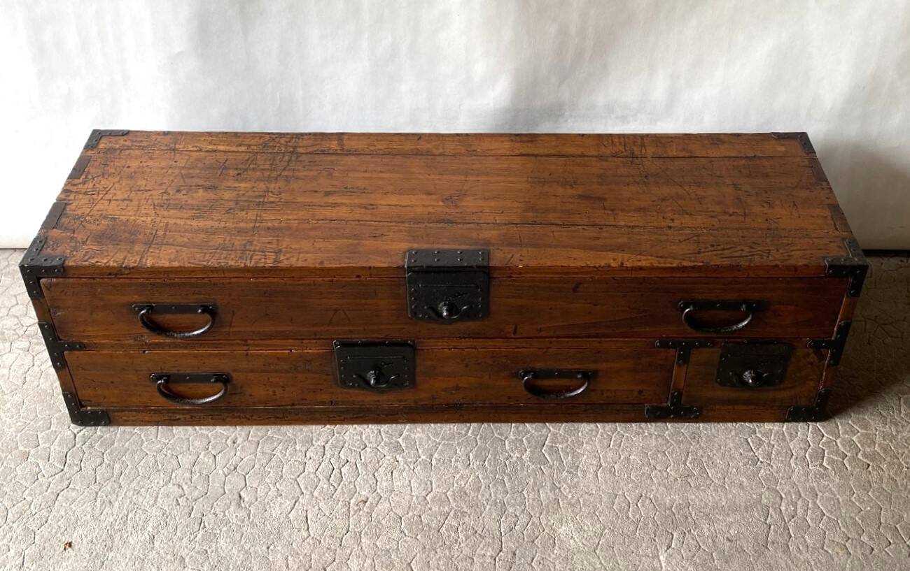 Japanese tansu chest