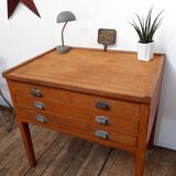 Former furniture business to drawers set