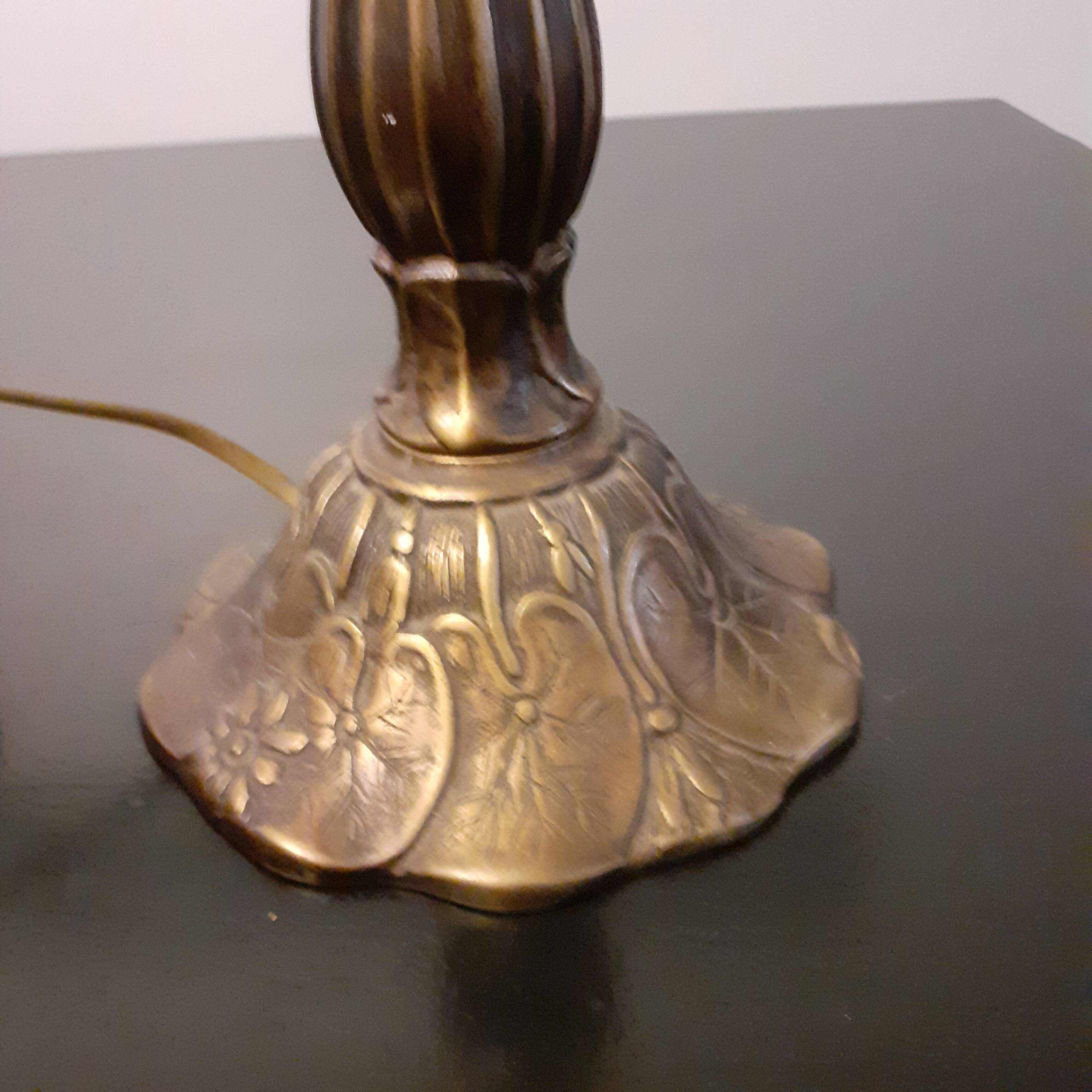 Art deco lamp