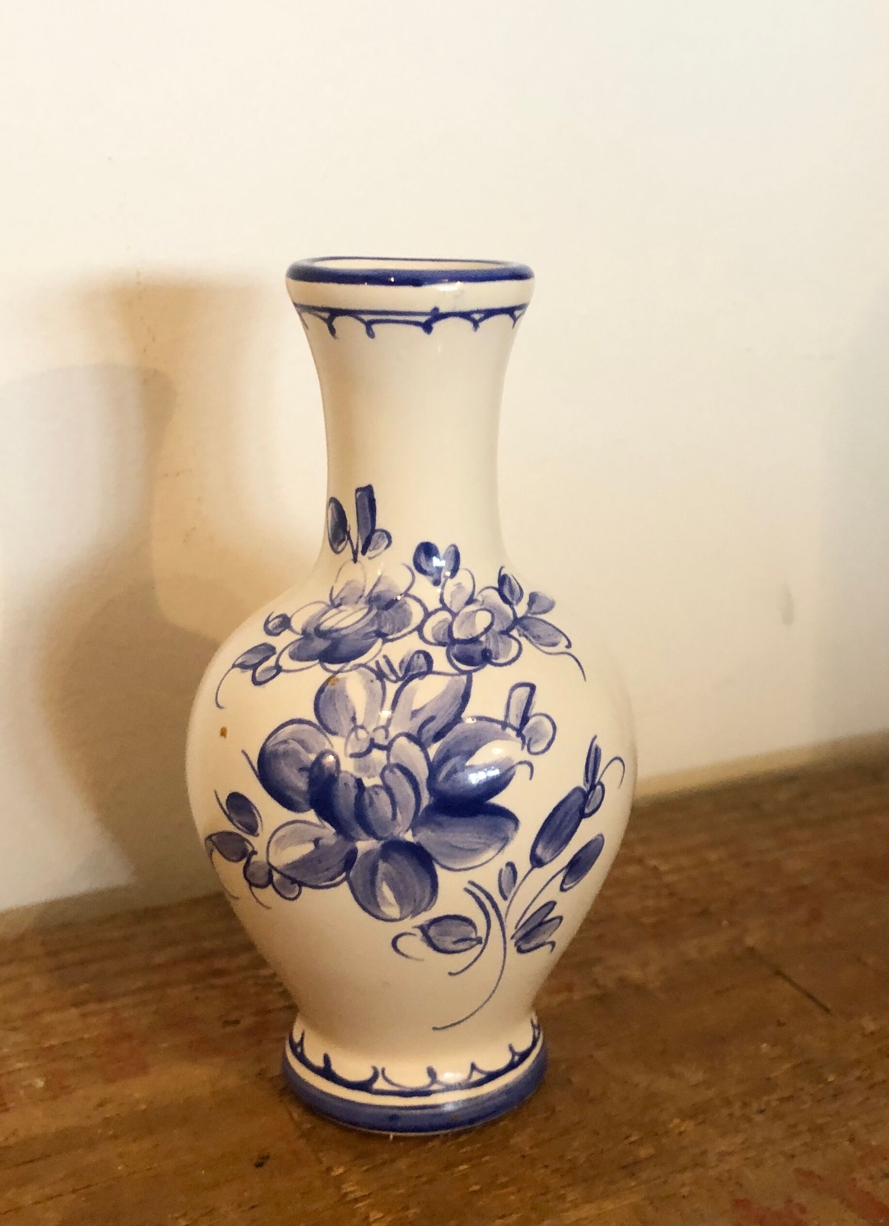 Vase Moustiers