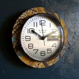 Clock formica vintage round silent wall clock "Kiplé yellow brown"