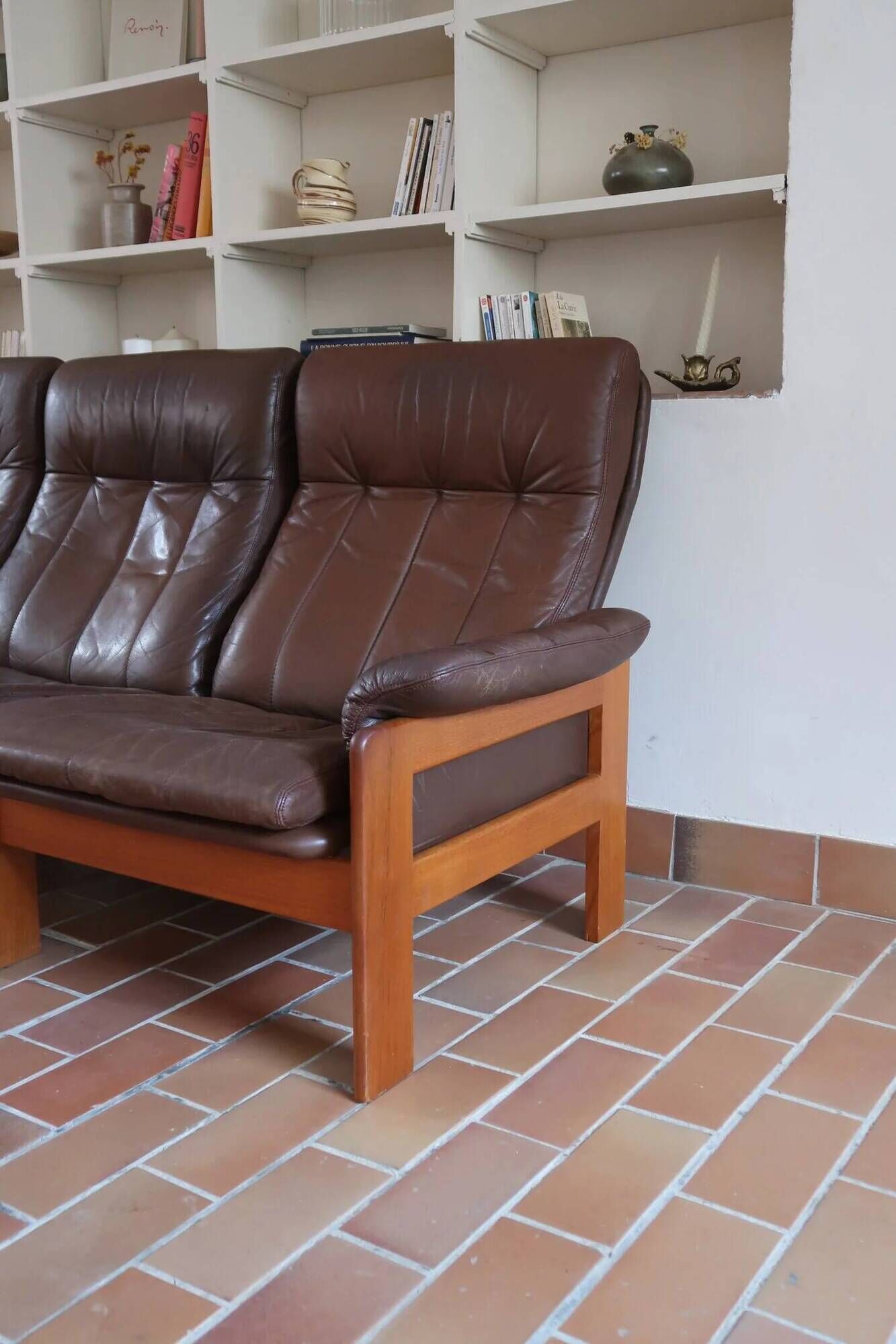 Brown leather 3-seater sofa, Sven Ellekaer for Skipper, 1982.