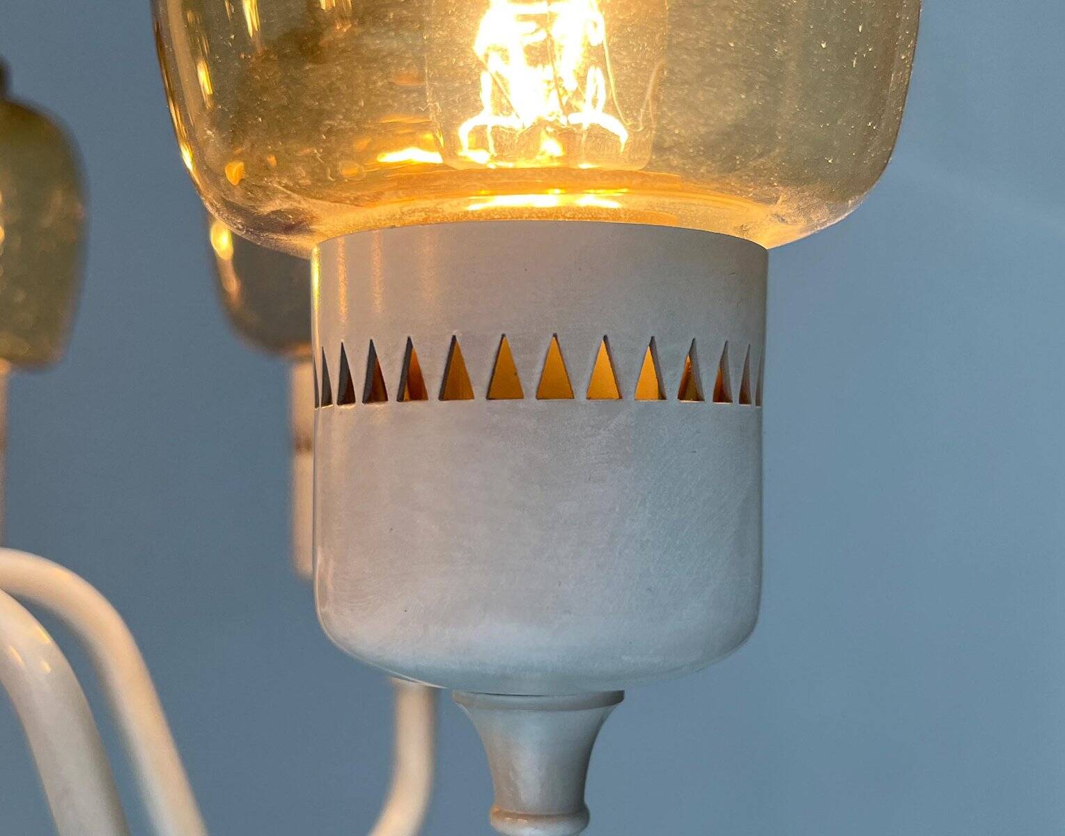 Swedish mid-century chandelier T526 with amber glass by Hans-Agne Jakobsson for Hans-Agne Jakobsson Ab, 1960s.