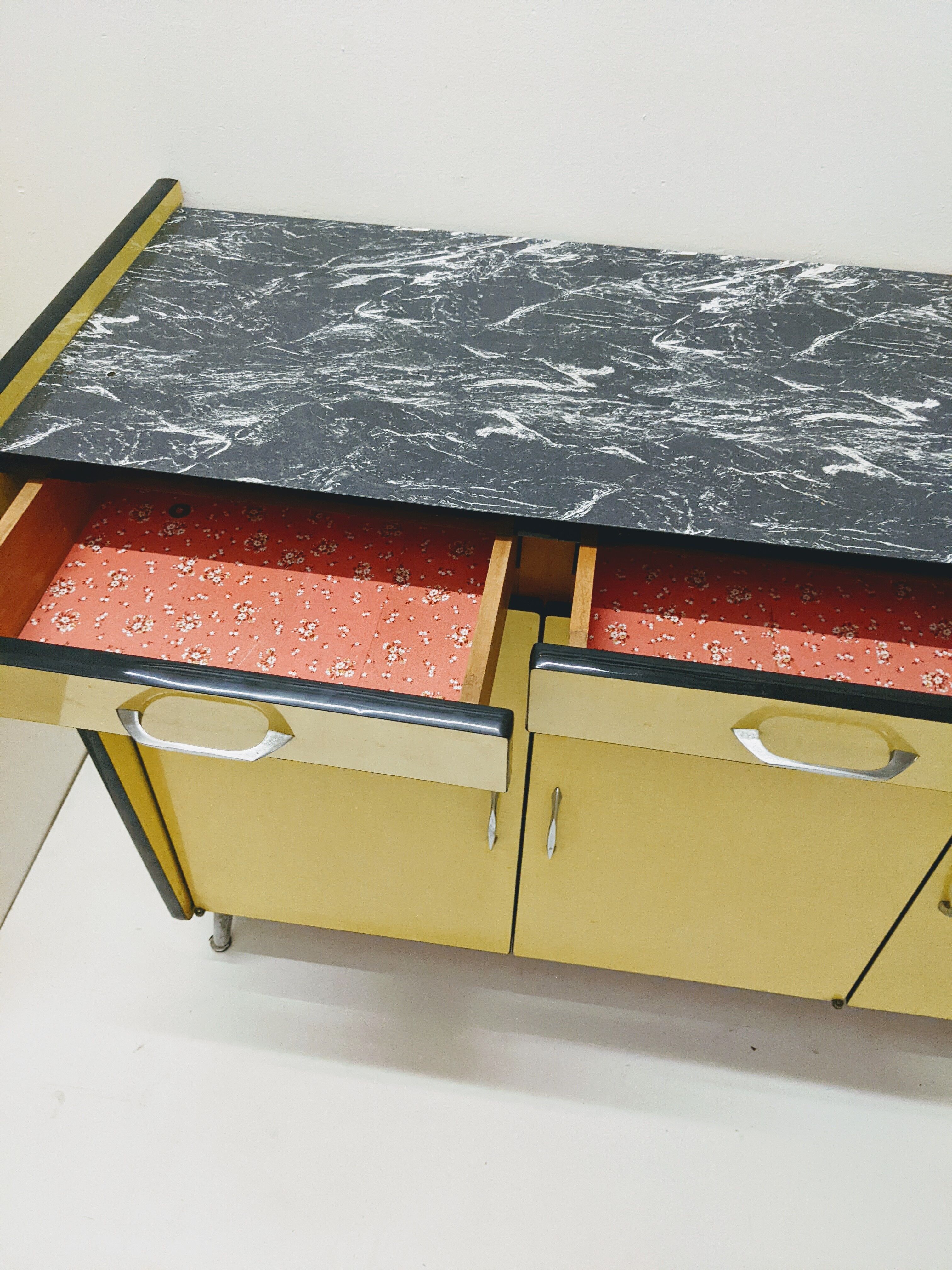 Vintage in-row sideboard in yellow formica