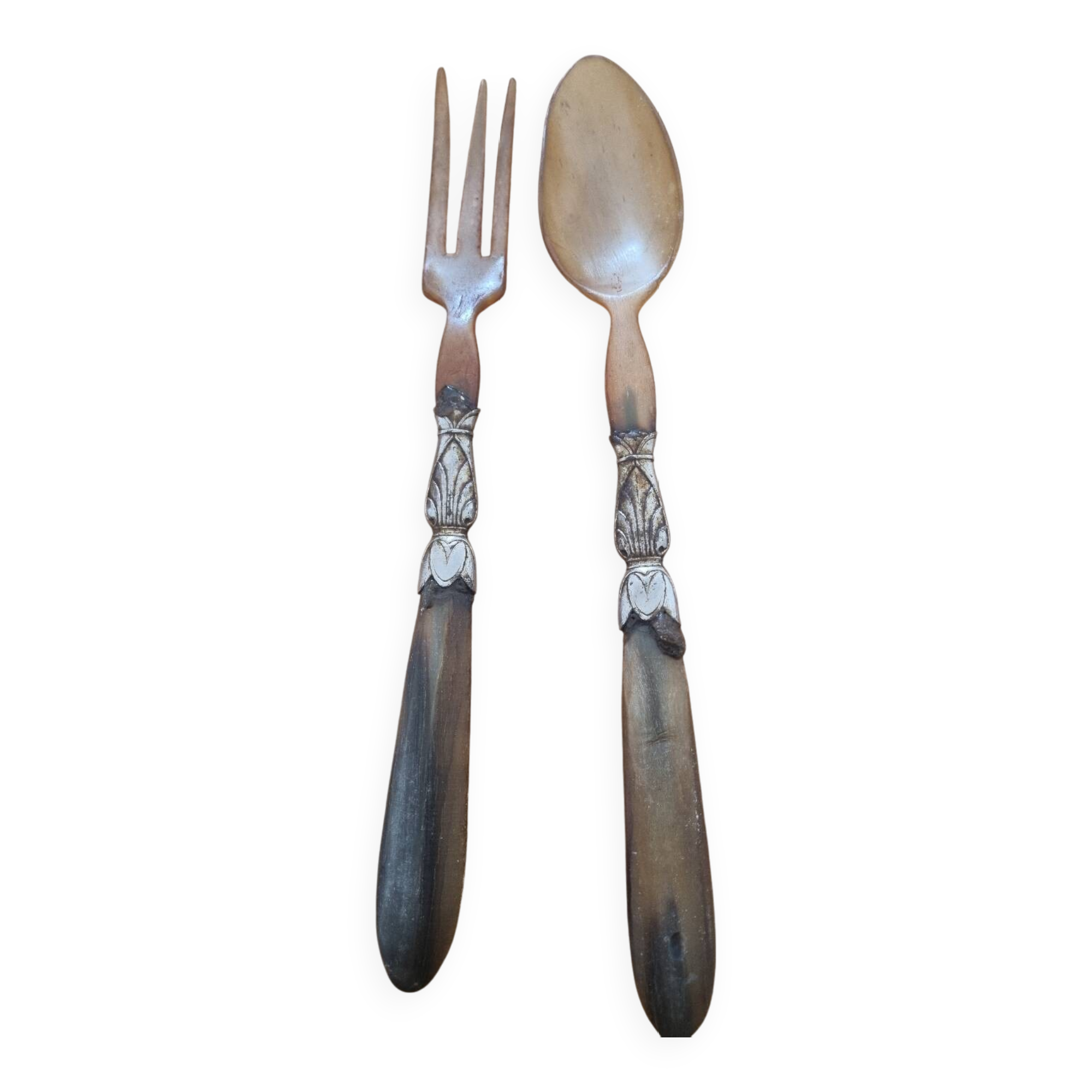 Salad servers