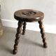Tabouret tripode bois