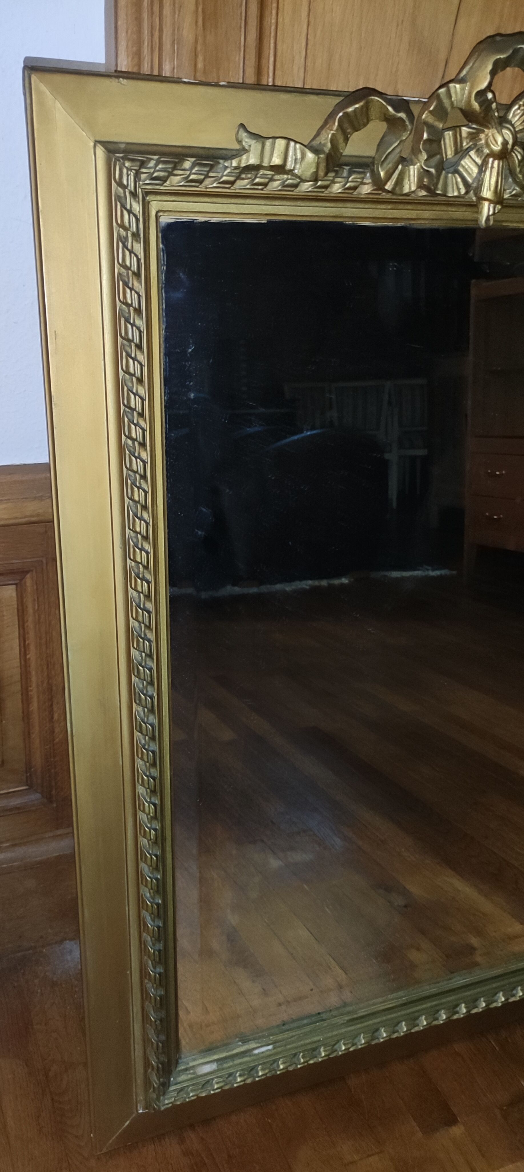 Old Large golden mirror/knot decoration 76x102cm