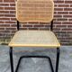 Chaise design Cesca modèle b32 en noir