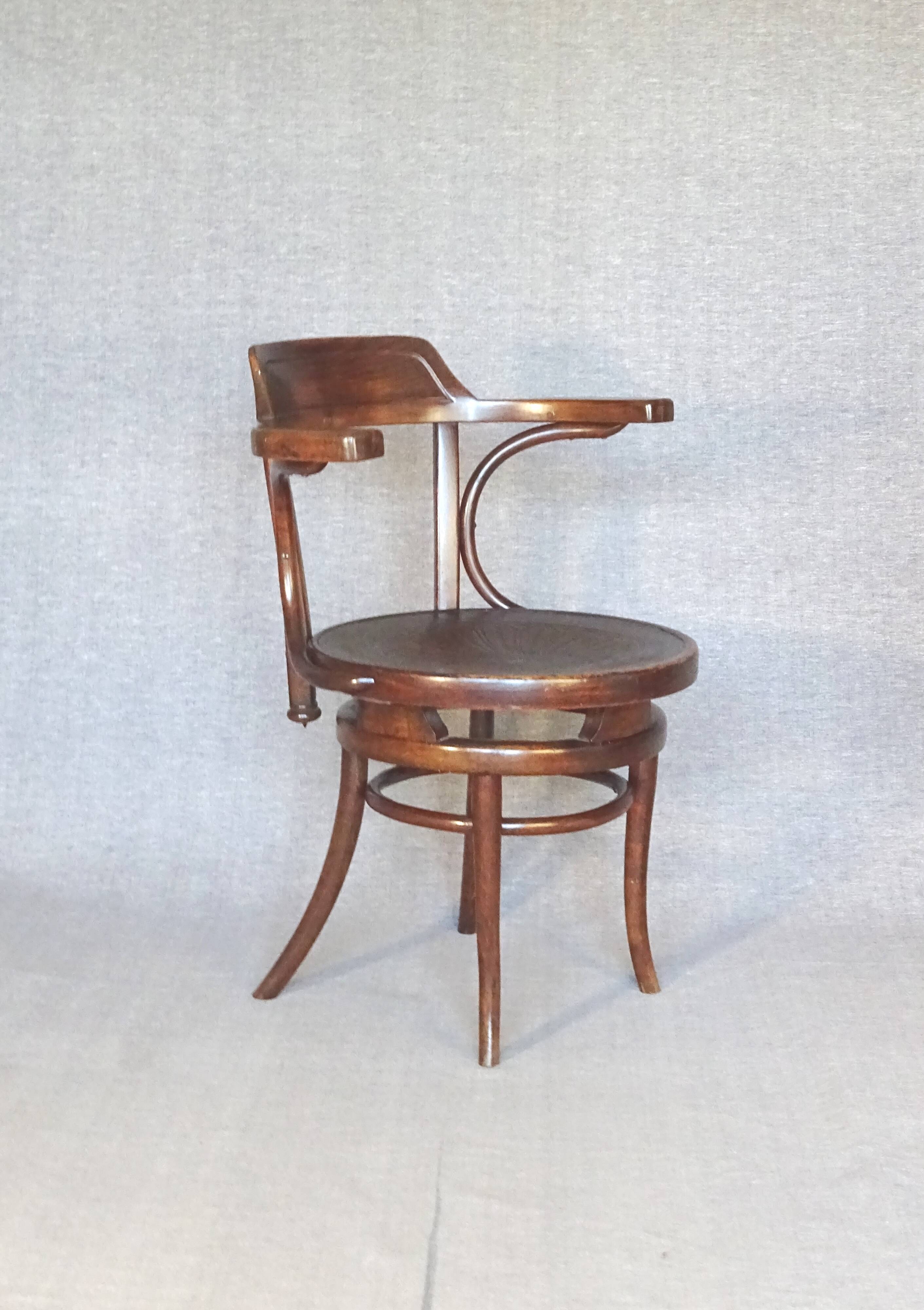 KOHN office armchair N°704/n circa 1905 -bentwood -
