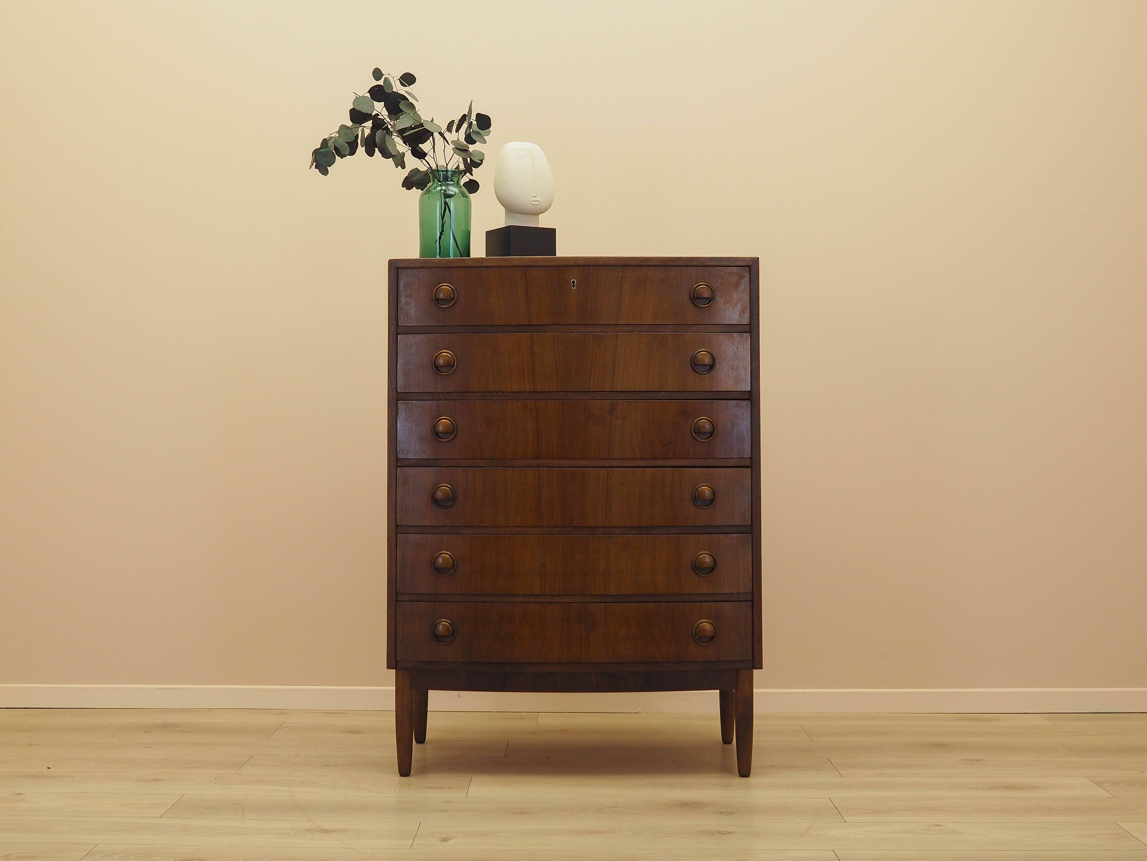 Commode en noyer, design danois, années 1960, designer : Kai Kristiansen