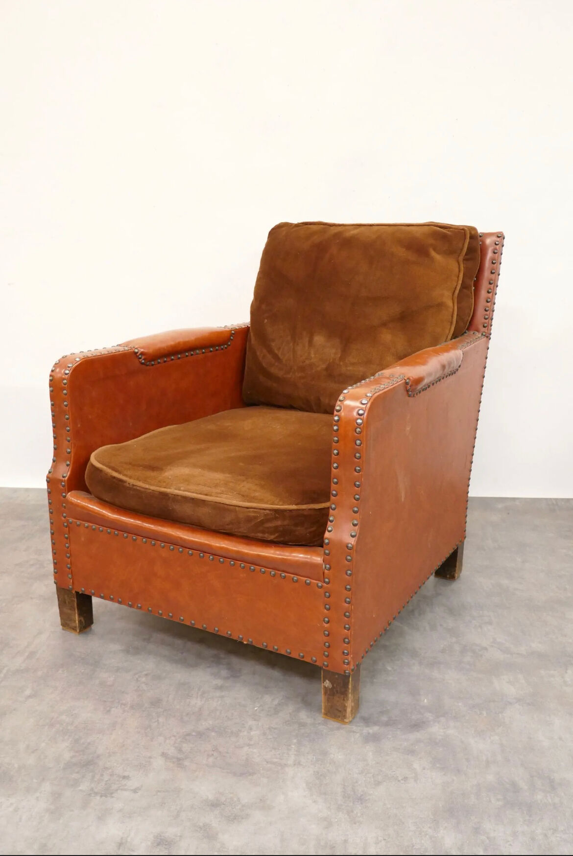 Leather and velvet club chair 1940/1950