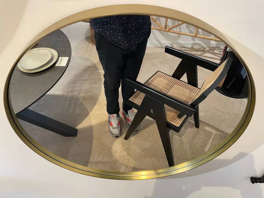 Round mirror 60cm in diameter on brass frame