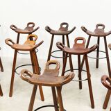 Grand ensemble de tabourets de bar espagnols, vendus à l'unité