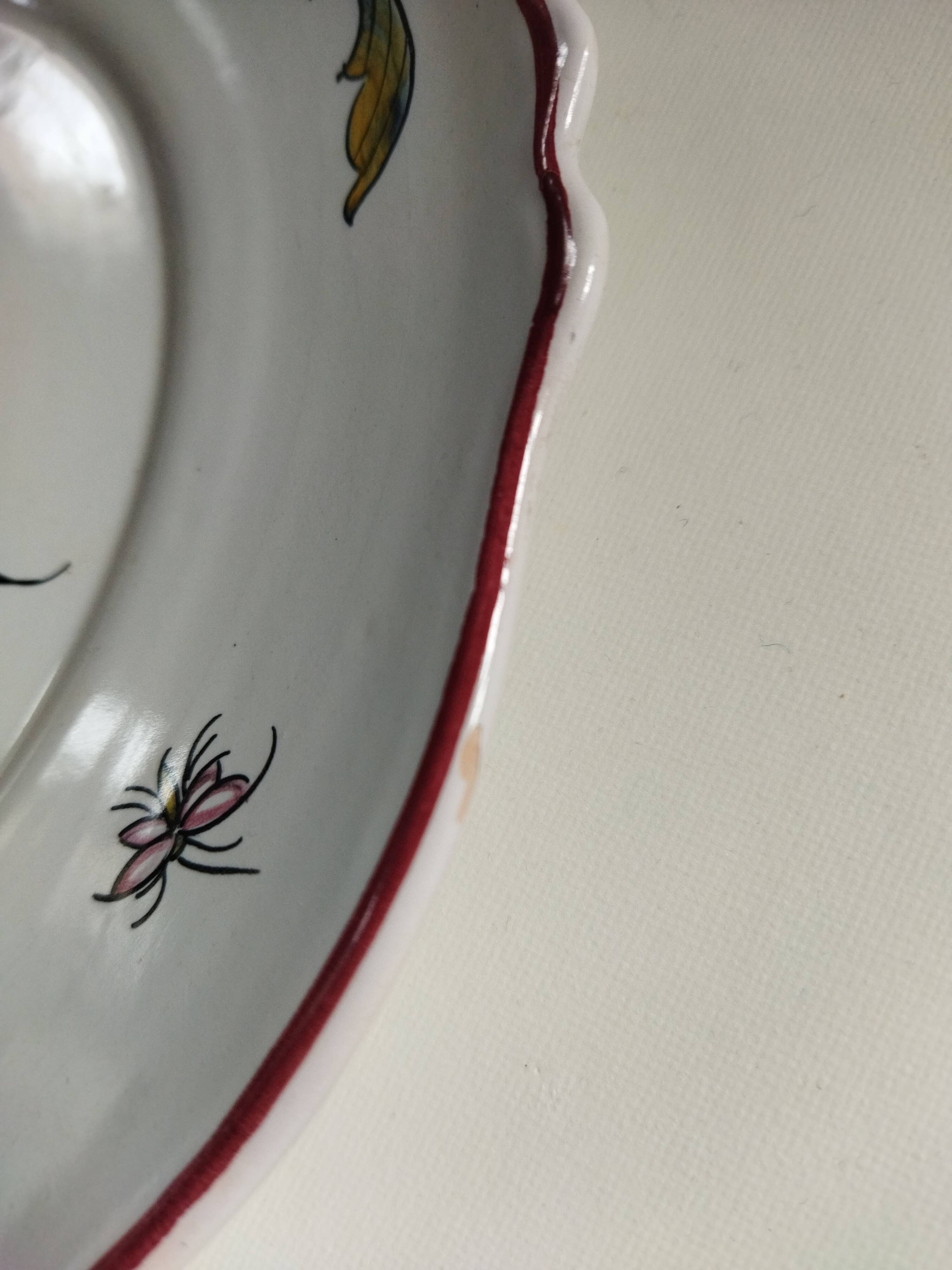 Earthenware plate