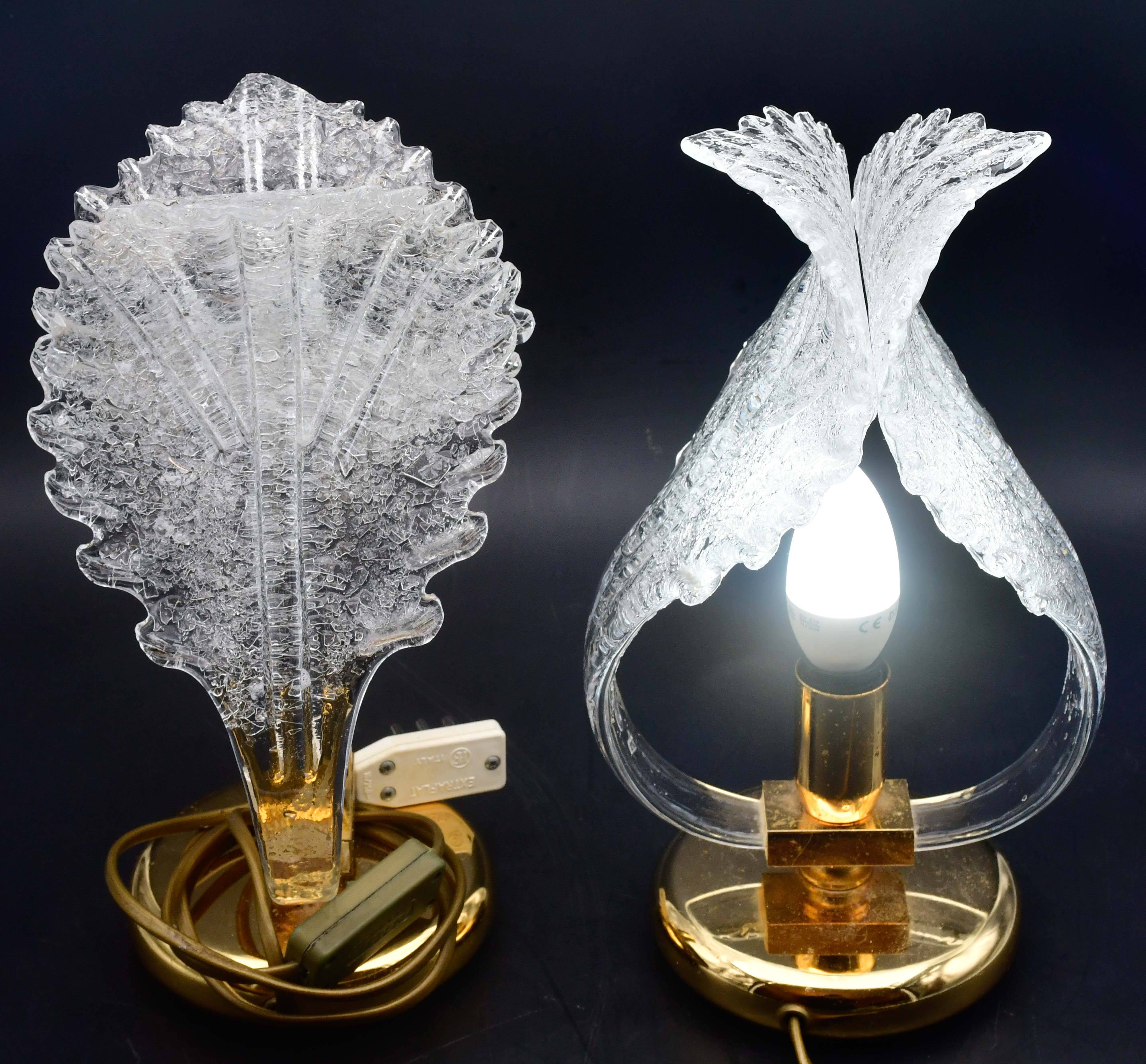 Set of 2 Murano glass "swan shape" table lamps with transparent leaves