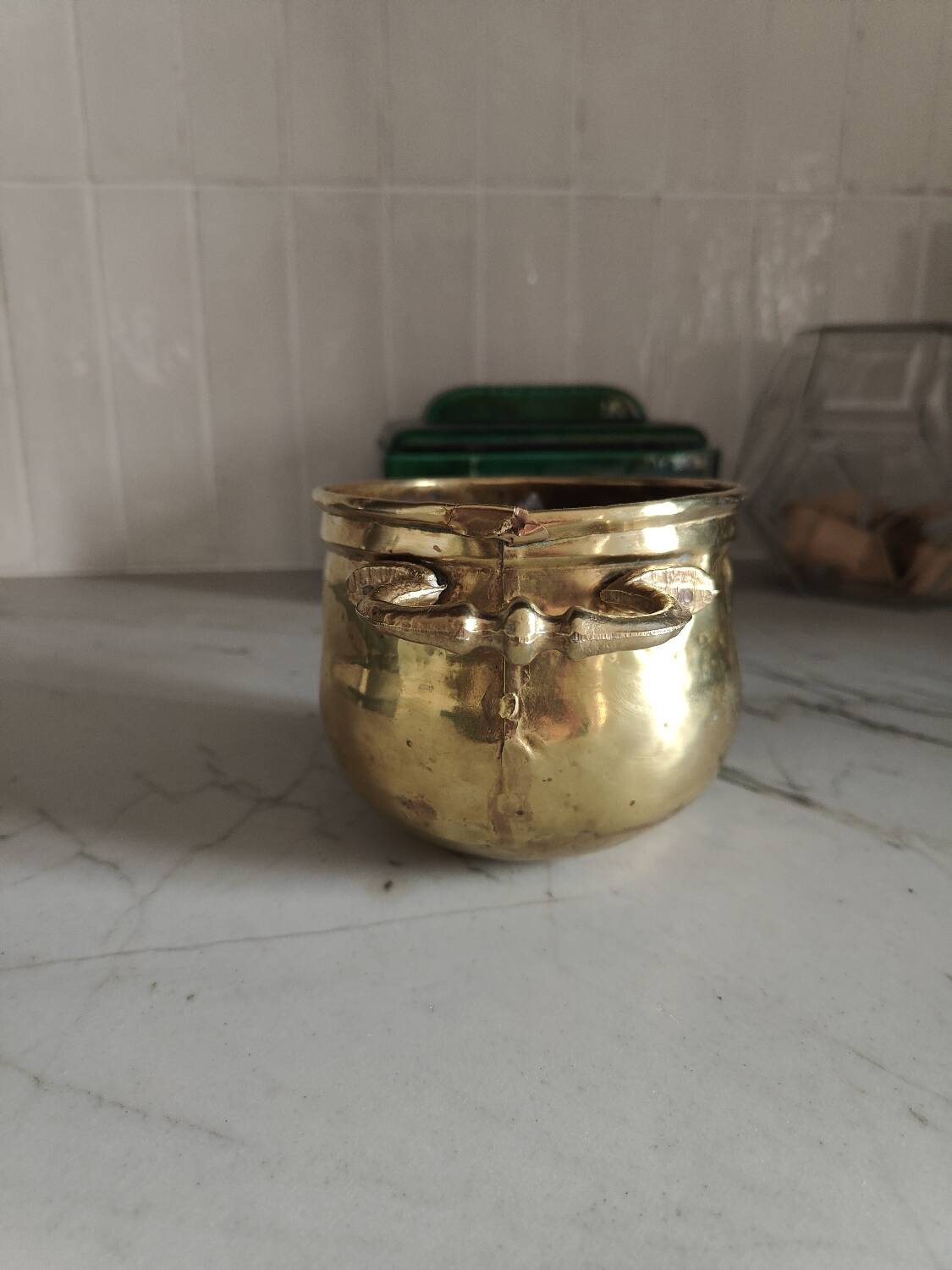 Plant pot