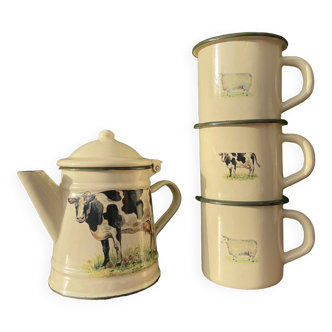 Cafetière émaillée et mugs