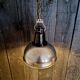 „Judith“ Petite lampe en bakélite ukrainienne noire / polie