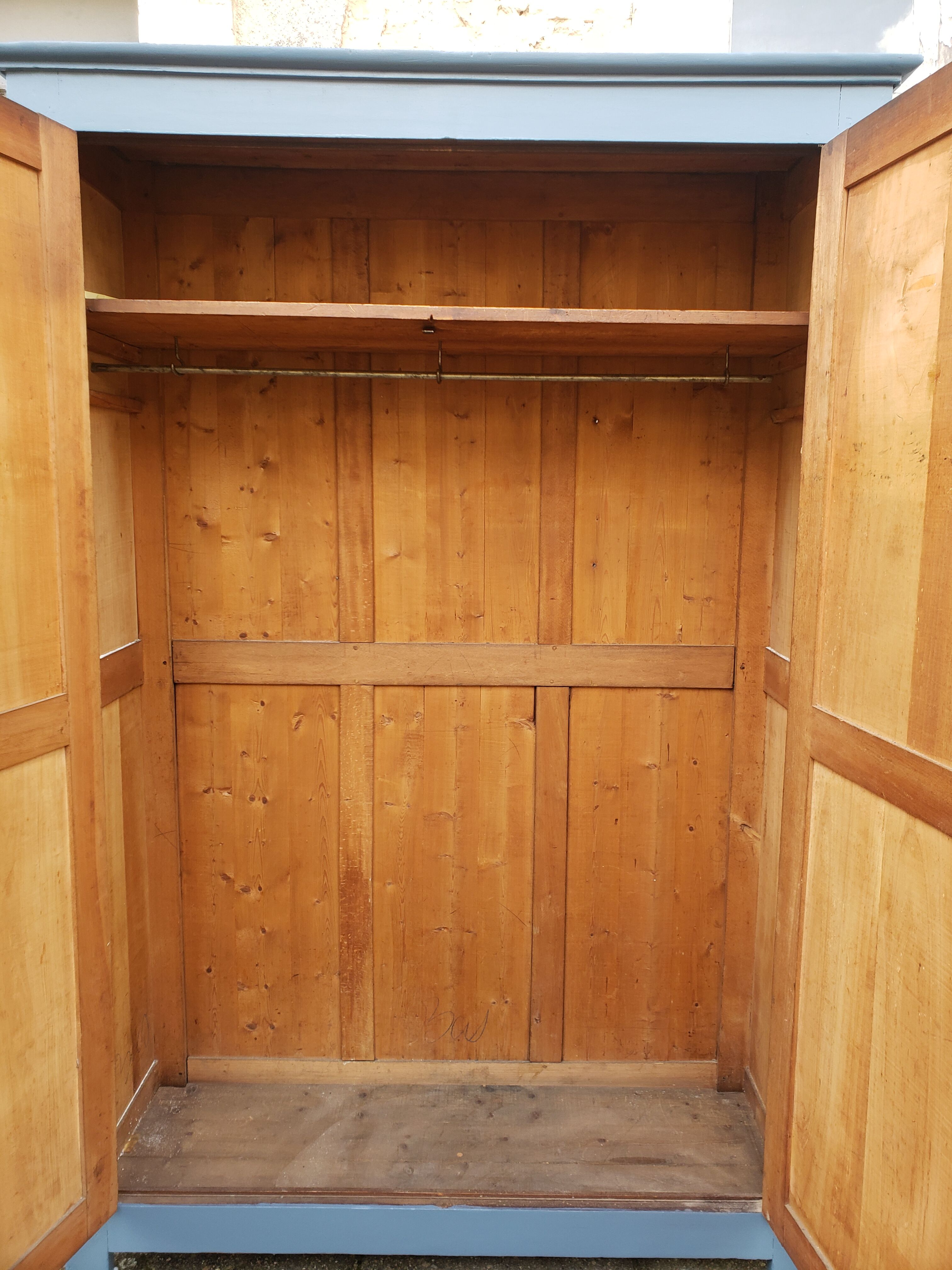 Parisian wardrobe large model