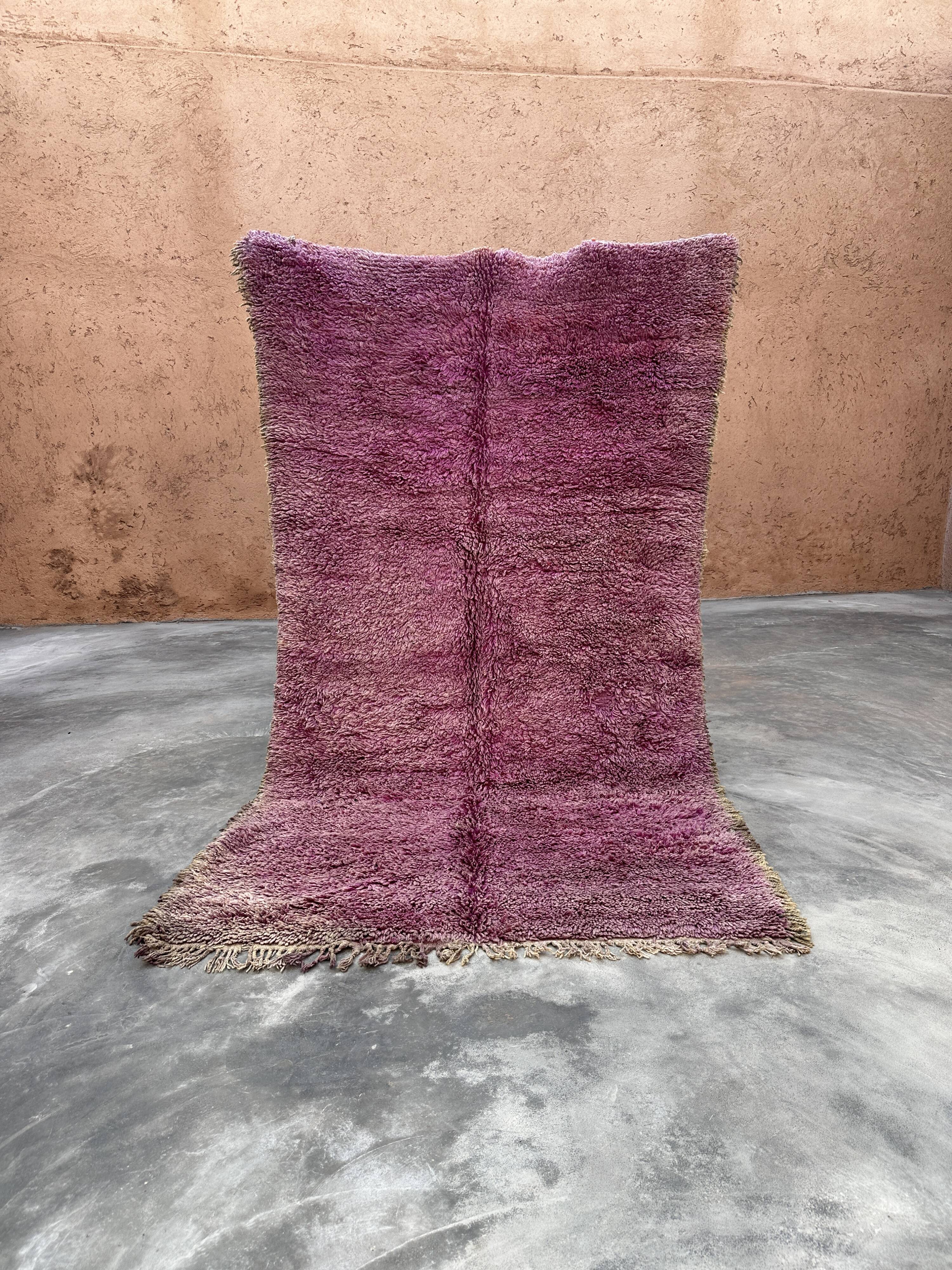 Purple Moroccan carpet - 171 x 288 cm