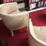2 toad chairs
