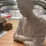 Man bust statue