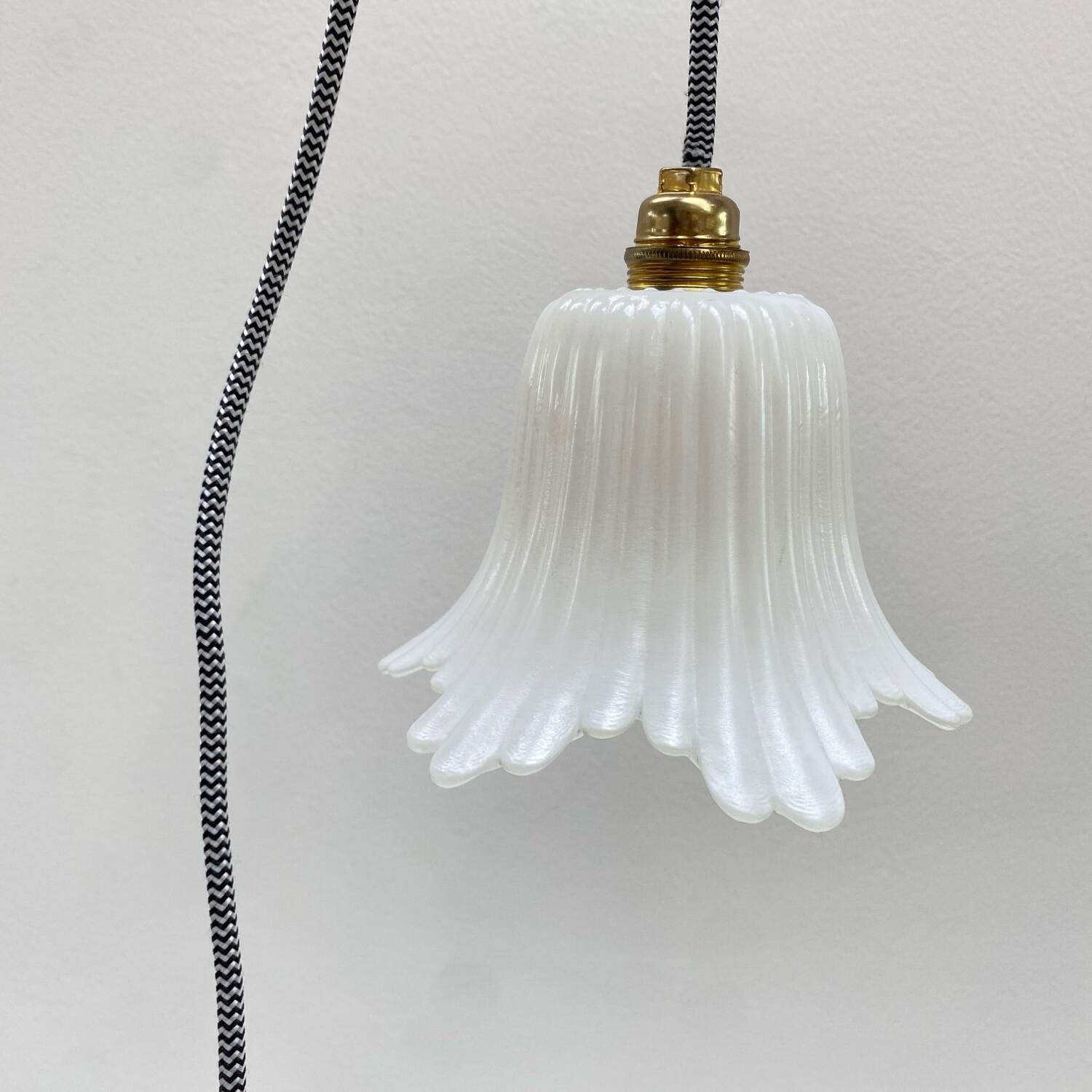 Pair of vintage tulip portable lamps